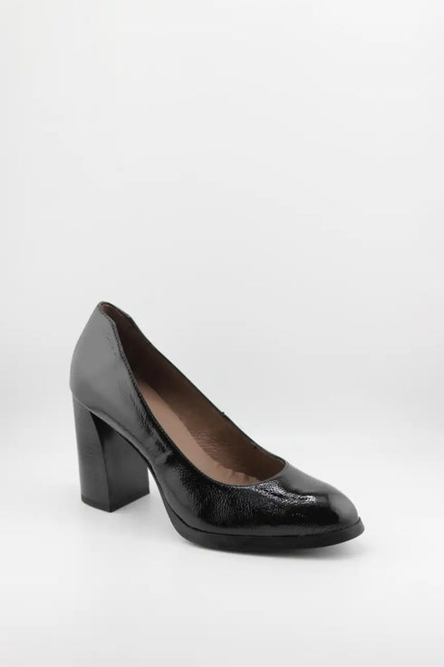 Wonders Patent Leather Block Heel Pumps